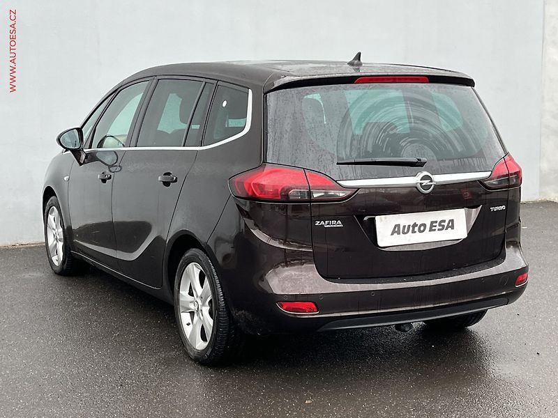 Opel Zafira (2016) 1.4T, ČR, AT, navi, park - fotka 4 z 24