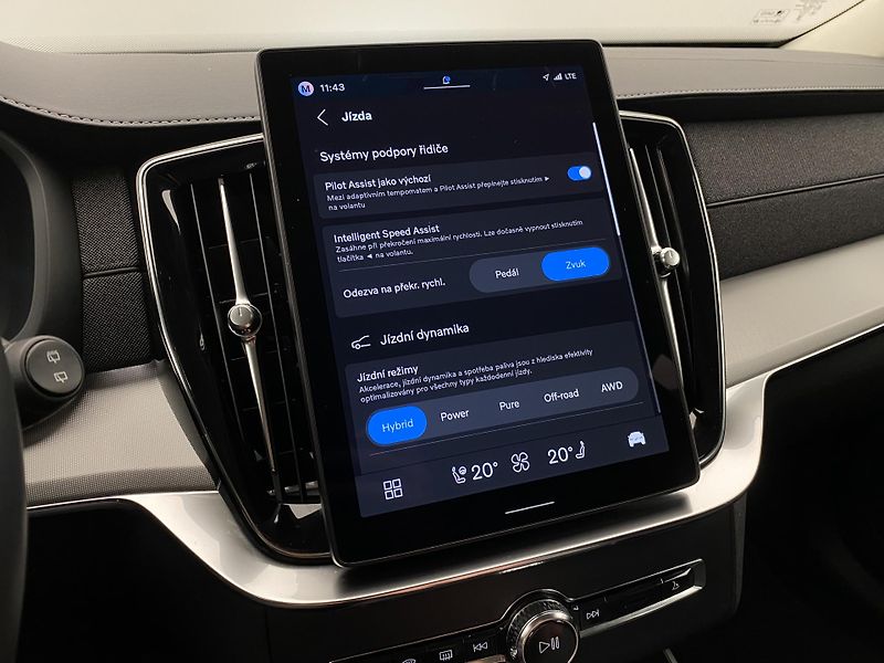 Volvo XC90 T8 AWD RECHARGE REZERVACE - fotka 47 z 59