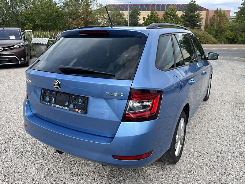 Škoda Fabia (2018) 1.0 TSI 81 KW, Lim. edice 100 - fotka 8 z 37