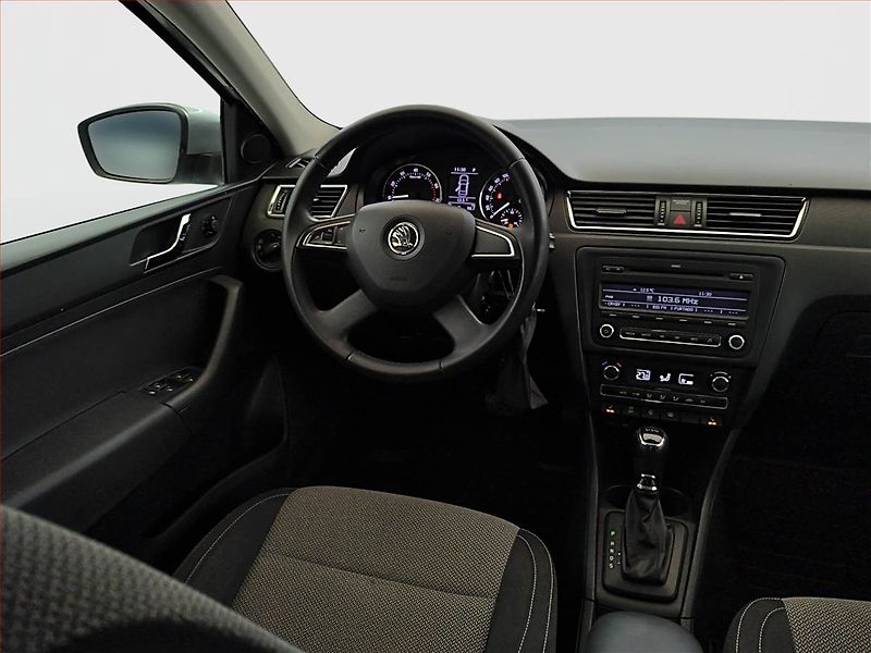 Škoda Rapid (2013) Elegance 1.4 TSI, Automat - fotka 7 z 15