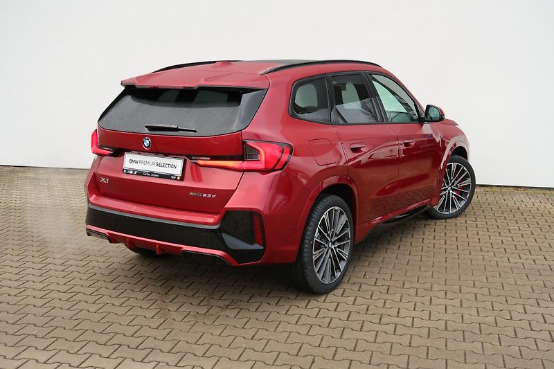 BMW X1 xDrive23d - fotka 3 z 9