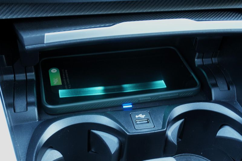 BMW M3 Competition xDrive, Ventilace - fotka 16 z 39