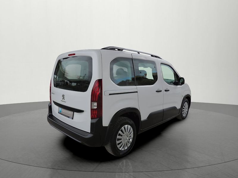Peugeot Rifter 1.5 BlueHDI Active ČR 5míst - fotka 4 z 29