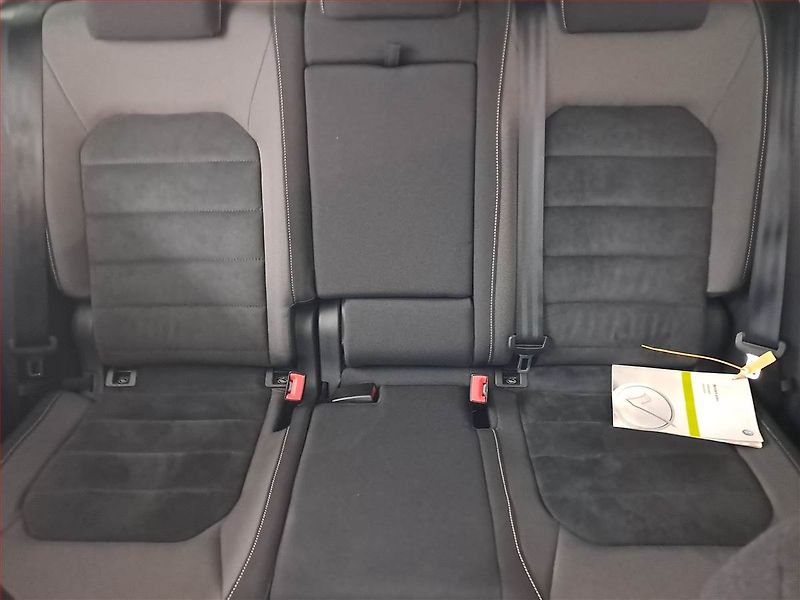 Volkswagen Golf Sportsvan (2015) 2.0 TDI, ČR,1.maj, Serv.kniha - fotka 10 z 19