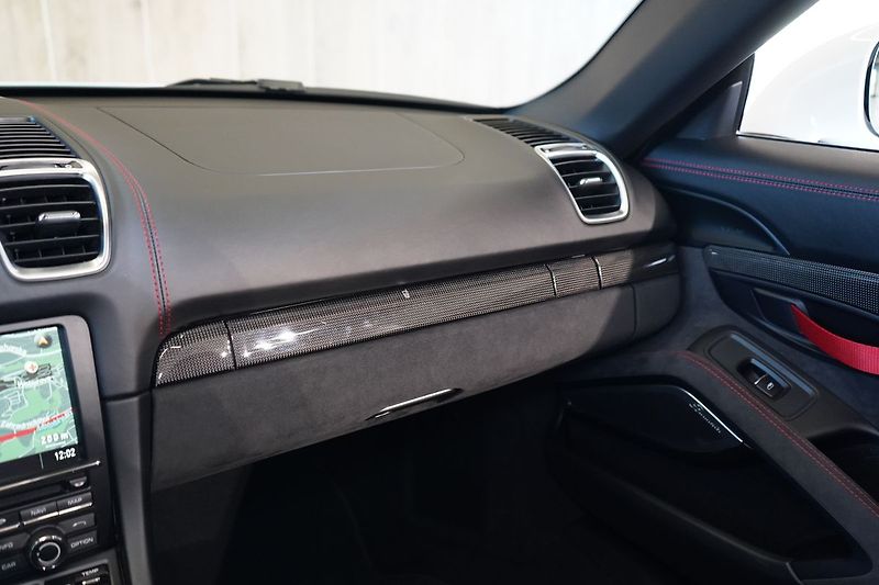 Porsche Boxster Spyder, Burmester, PDLS,Manuál - fotka 47 z 50