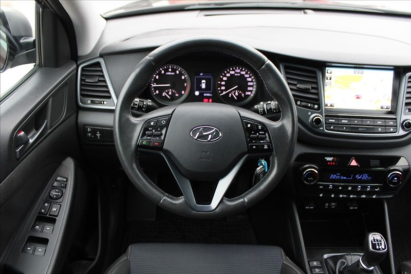 Hyundai Tucson 1,6 T-GDI  ČR,1.MAJ,TRIKOLOR - fotka 10 z 41
