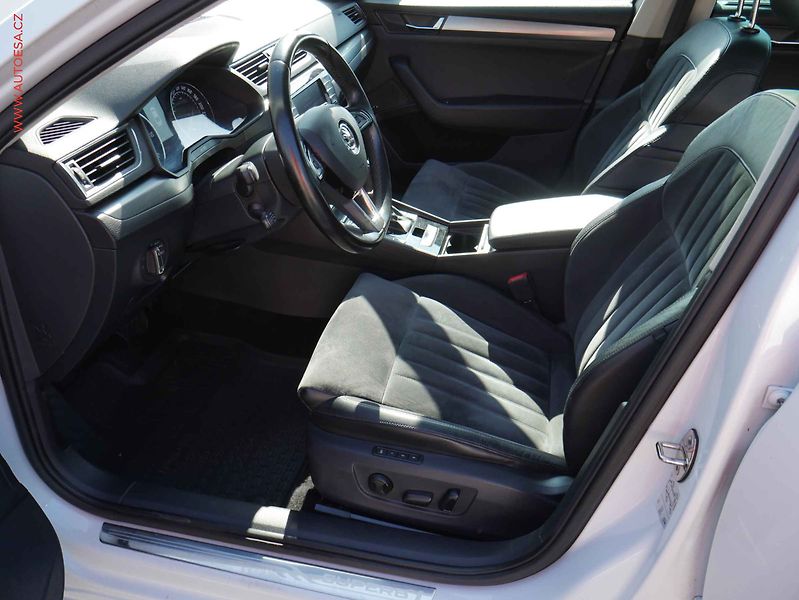 Škoda Superb (2016) 2.0TDi, ČR, Style - fotka 9 z 21