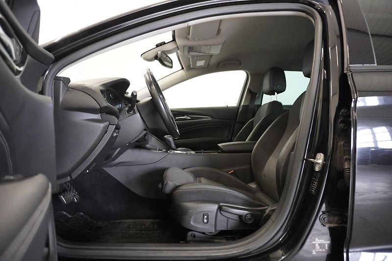 Opel Insignia 2,0 CDTI 125 kW SPORT AUTOMAT - fotka 9 z 29