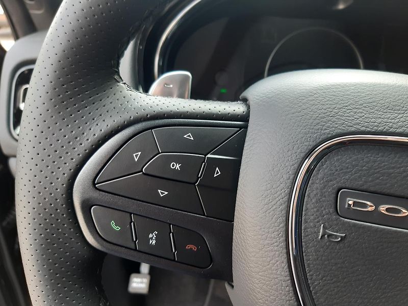 Dodge Durango (2026) 5,7 V8 HEMI  R/T 4x4 - fotka 32 z 48