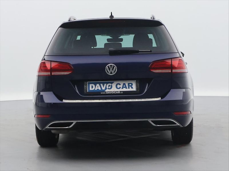 Volkswagen Golf 1,5 TSI 110kW DSG Highline LED - fotka 6 z 24