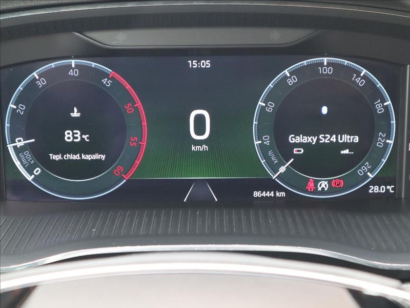Škoda Octavia 2,0 TDi Style Virtual LED - fotka 12 z 35