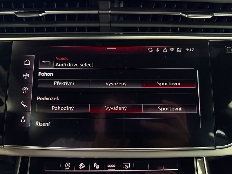Audi Q8 50TDI QUATTRO S-LINE, PANORAMA - fotka 24 z 37