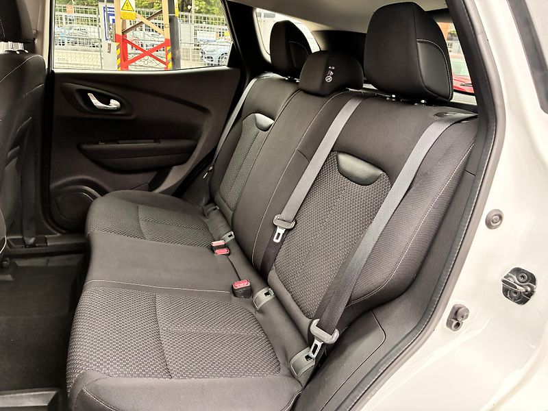Renault Kadjar 96kW Energy 130 Life TAŽNÉ - fotka 13 z 28