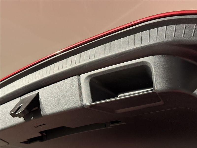 Cupra Born 150kW LED Kamera Tepelko - fotka 15 z 47
