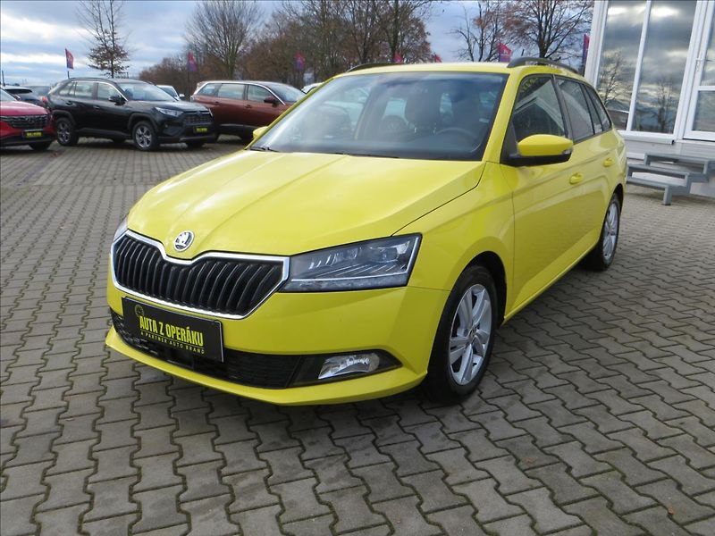 Škoda Fabia 1,0 TSI Ambition Tour ČR - fotka 3 z 24