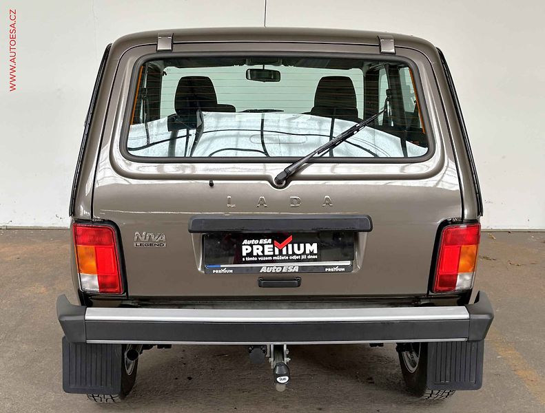 Lada Niva (2025) 1.7i 4x4, 1.maj,ČR, AC - fotka 5 z 13