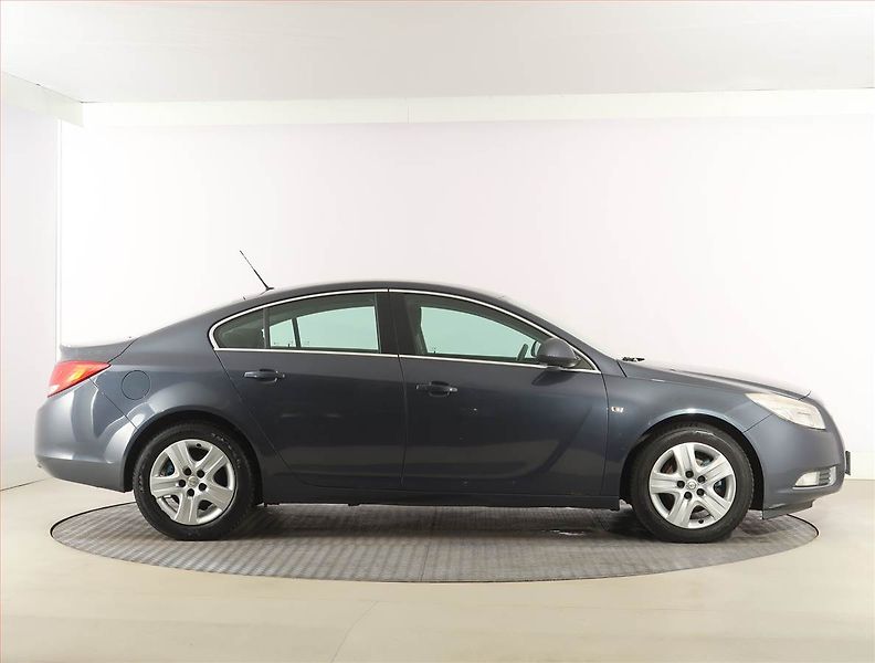 Opel Insignia (2009) 1.8, nová STK, pěkný stav - fotka 6 z 19