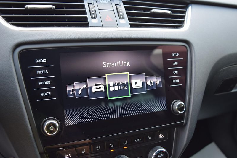 Škoda Octavia (2019) 1.5TSI 110kw CLEVER FULL LED  - fotka 27 z 48
