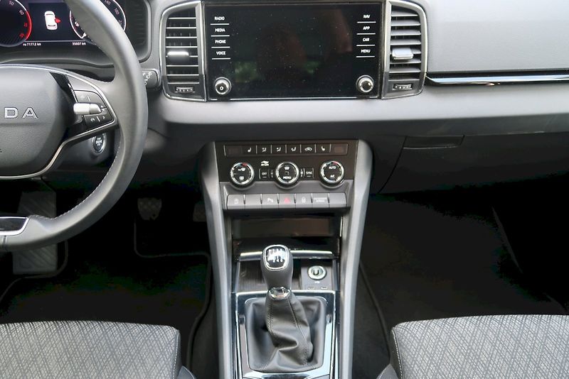 Škoda Karoq (2025) Top Selection 1.5 TSI 110 kW - fotka 22 z 28