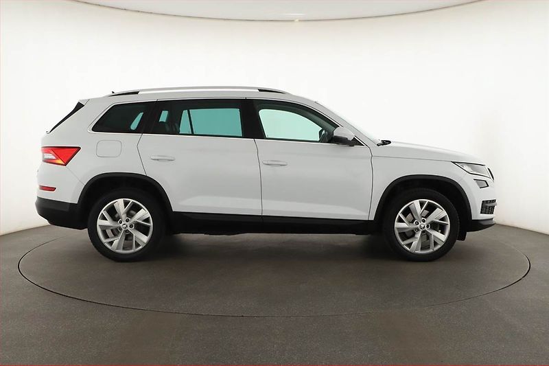 Škoda Kodiaq (2017) 2.0 TDI - fotka 6 z 22