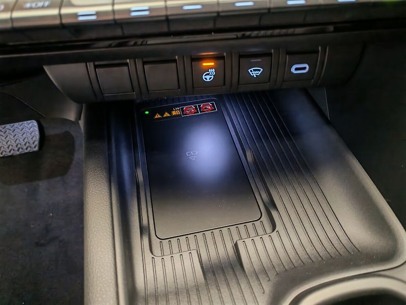 Toyota C-HR - fotka 38 z 41