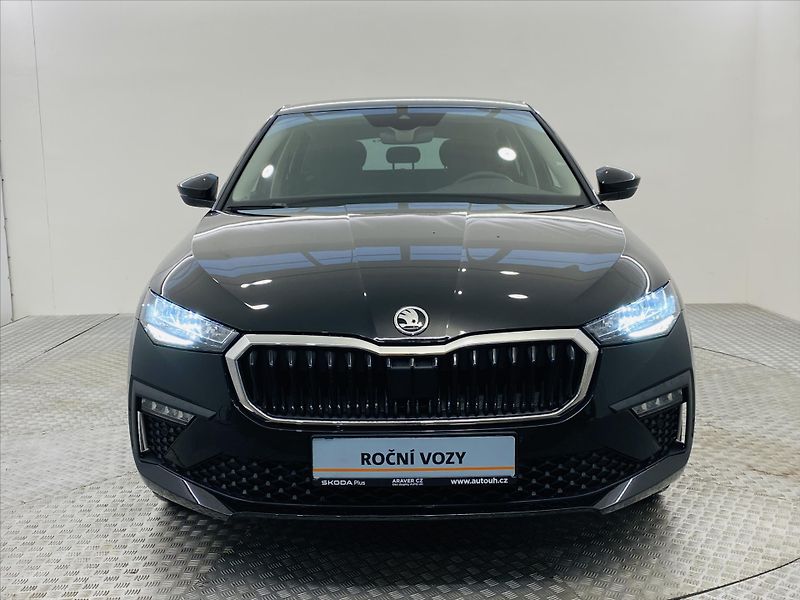 Škoda Scala 1,0 TSI 85kW DSG Top Selection - fotka 4 z 29