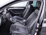 Volkswagen Passat 2,0 TDI 110kW DSG Elegance - náhled 13