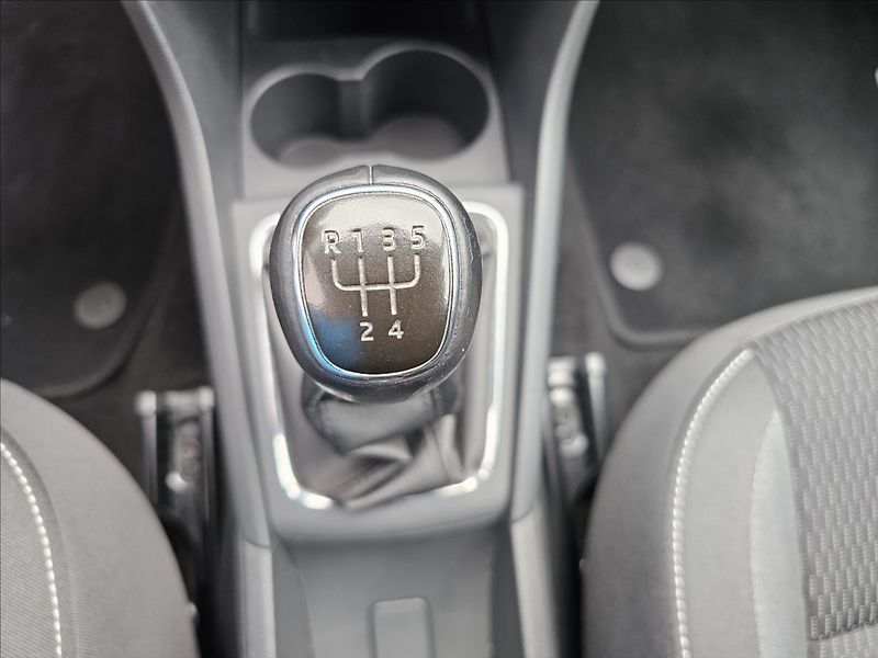Škoda Rapid 1,2 TSi 63KW Ambition KLIMA AL - fotka 19 z 37