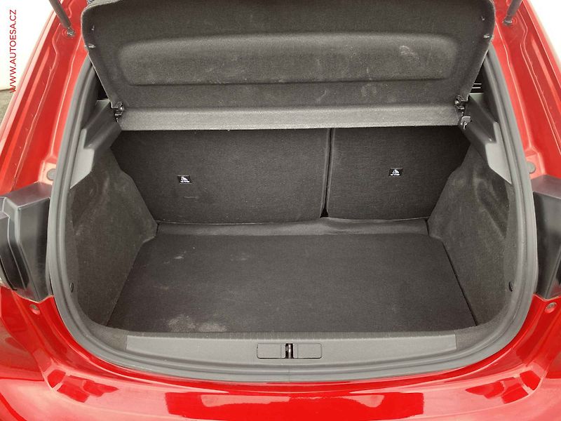 Peugeot 208 (2024) 1.2 PT, Active - fotka 7 z 17