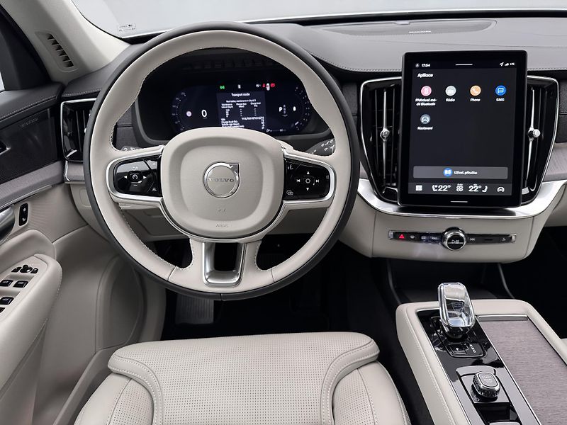 Volvo XC90 (2026) B5 AWD AUT DARK PLUS 7míst - fotka 4 z 26