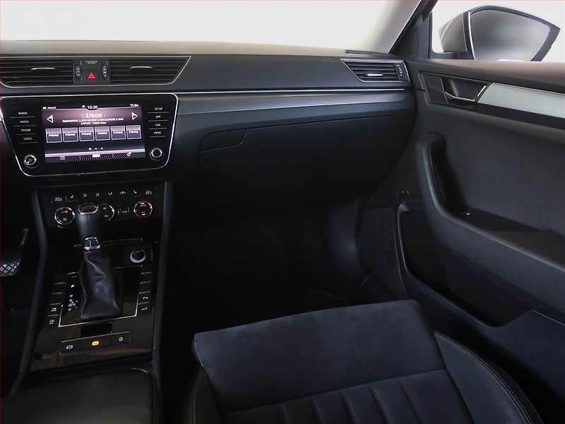 Škoda Superb (2019) 2.0 TDI, Automat, Kůže, Navi - fotka 8 z 19