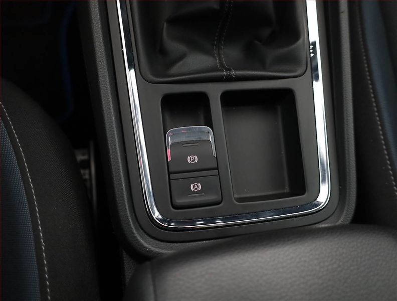 Seat Ateca (2016) 1.0 TSI, Serv.kniha, Navi - fotka 12 z 21