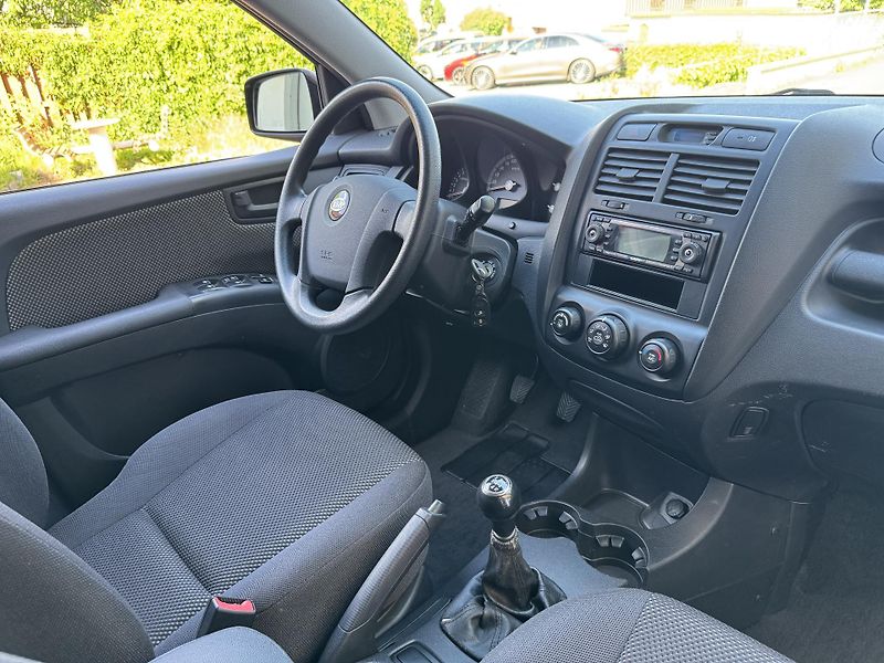 Kia Sportage (2007) 4WD 104kW - fotka 32 z 37