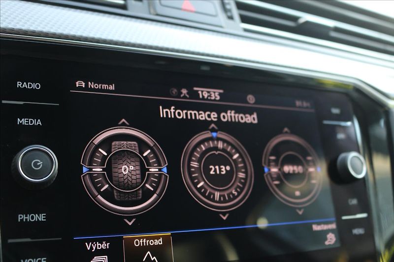 Volkswagen Passat 2,0 ALLTRACK, ČR, 4Motion,DSG - fotka 41 z 75