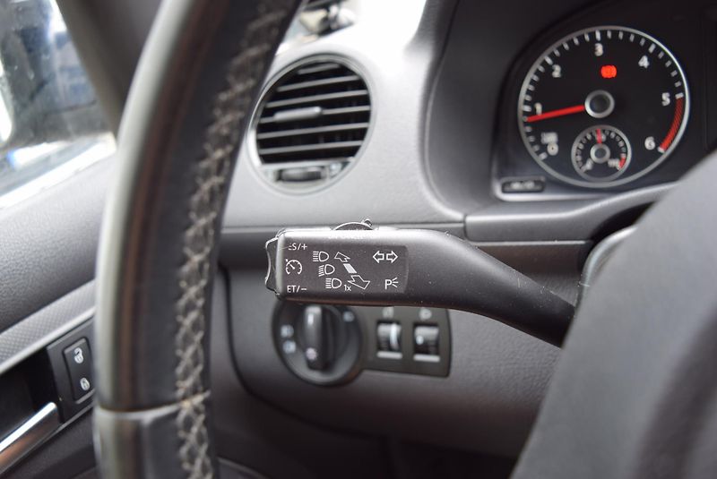 Volkswagen Caddy (2015) 2.0TDI 103kw TRENDLINE TAŽNÉ  - fotka 28 z 49