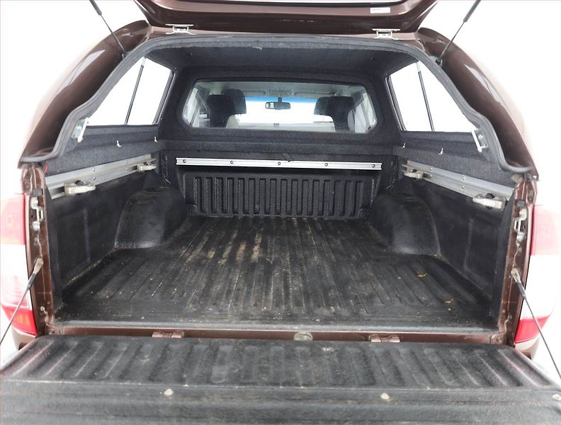 Nissan Navara (2016) 2.3 dCi - fotka 19 z 20