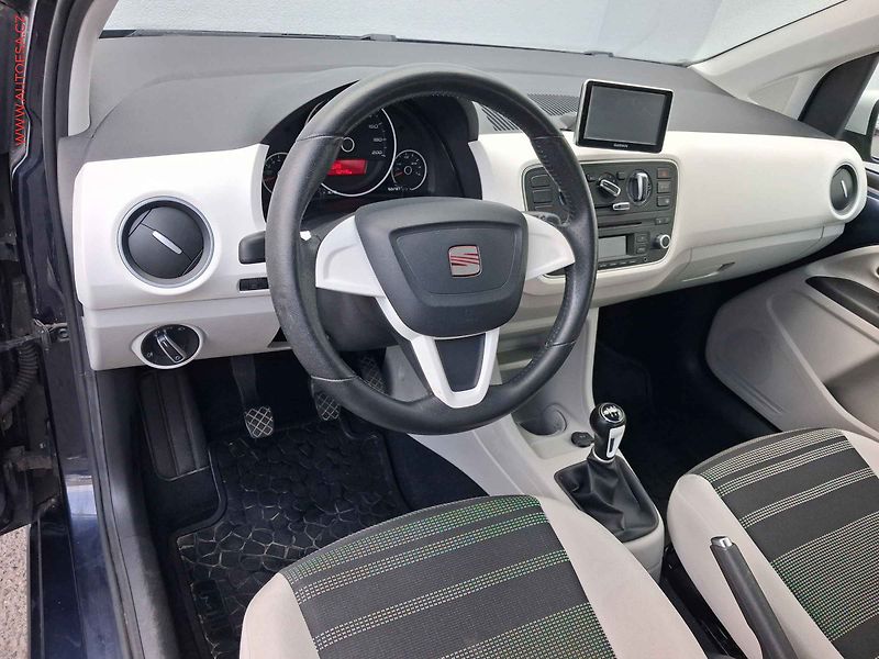 Seat Mii (2013) 1.0 MPi, Style, navi - fotka 8 z 16