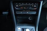 Volkswagen Touran (2022) 2.0 TDI 110kW DSG tažné - náhled 24