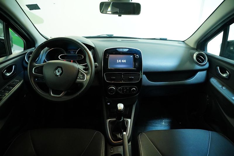 Renault Clio - fotka 6 z 6