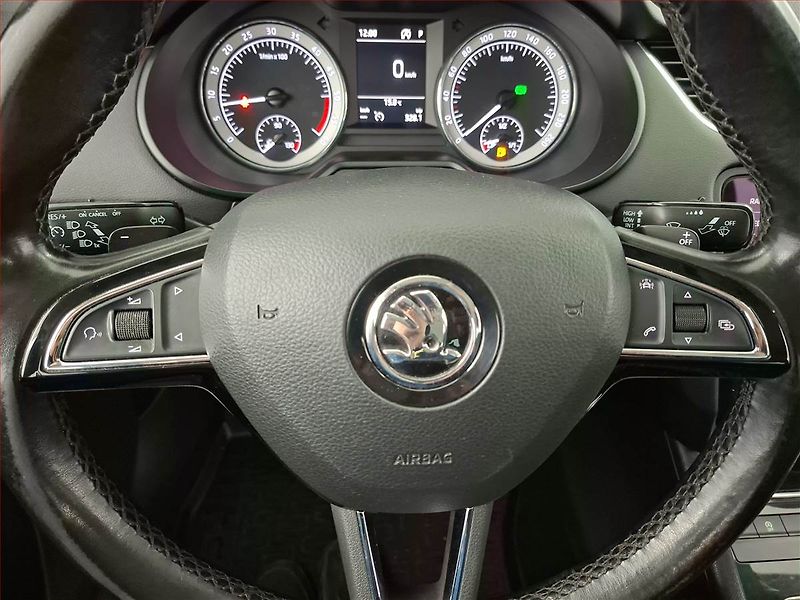 Škoda Octavia (2017) Style 2.0 TDI, Automat, ČR - fotka 17 z 19