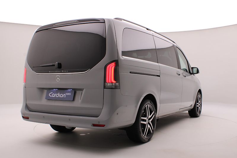 Mercedes-Benz Třídy V 300d AVANTGARDE 4MATIC AUT 7m - fotka 12 z 68