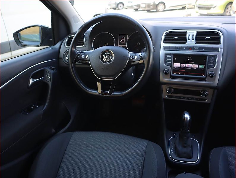 Volkswagen Polo (2016) 1.2 TSI, Automat, Tempomat - fotka 7 z 21