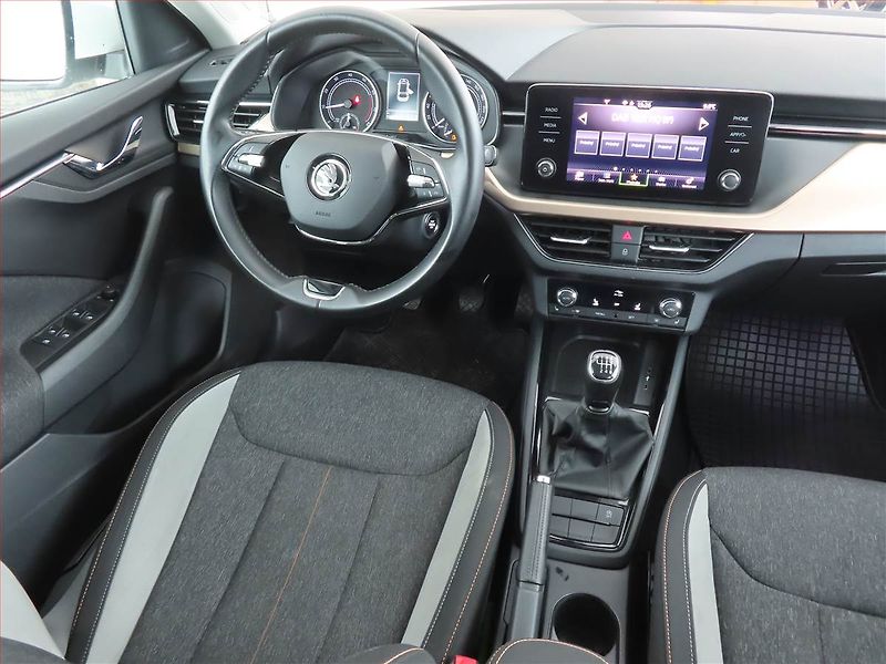 Škoda Scala (2023) 1.0 TSI, ČR,1.maj, Tempomat - fotka 7 z 16