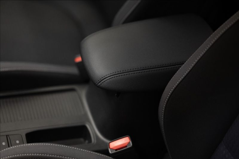 Ford Focus 1,5 TDCi NAVI VÝHŘEV VOLANTU - fotka 20 z 23