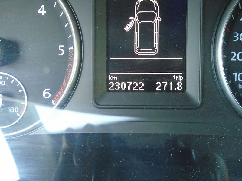Volkswagen Caddy (2013) 1.6 TDI, 5.Míst, Klima - fotka 23 z 24