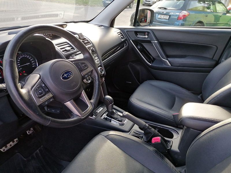Subaru Forester (2018) 2.0XT sport MY2018 - fotka 13 z 19