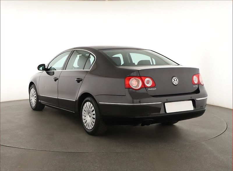Volkswagen Passat (2005) 2.0 FSI, Automat, nová STK - fotka 4 z 15