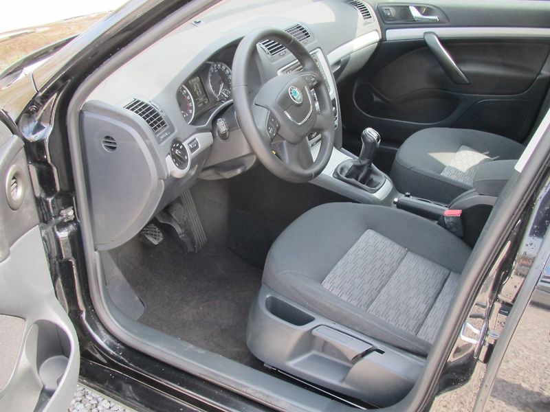 Škoda Octavia 1.6 TDI - fotka 9 z 18
