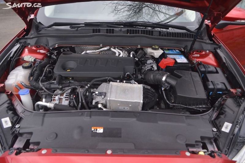 Ford Mondeo 2,0 TDCI 4x4 AT8 - fotka 22 z 24