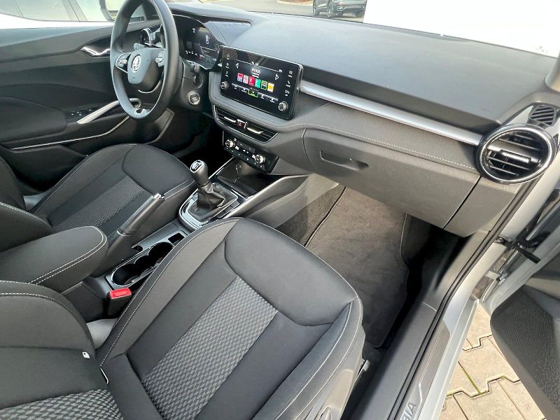 Škoda Fabia (2024) Top Selection 1.0 TSI 85 kW 6° - fotka 20 z 31